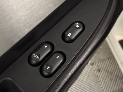 2003 Ford Thunderbird