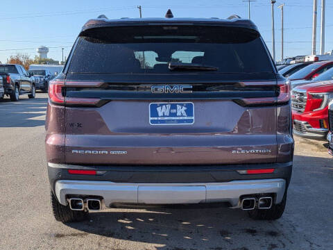 2026 GMC Acadia Elevation