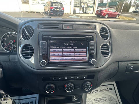 2015 Volkswagen Tiguan S 4Motion