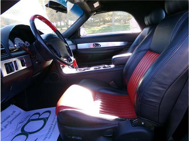 2004 Ford Thunderbird Deluxe