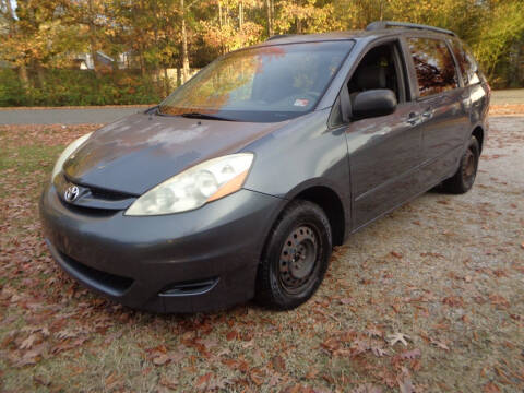 2006 Toyota Sienna for sale at Liberty Motors in Chesapeake VA