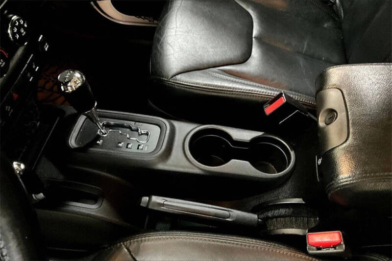 2013 Jeep Wrangler Sahara