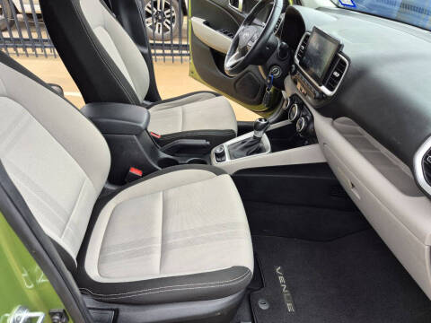 2021 Hyundai Venue SEL