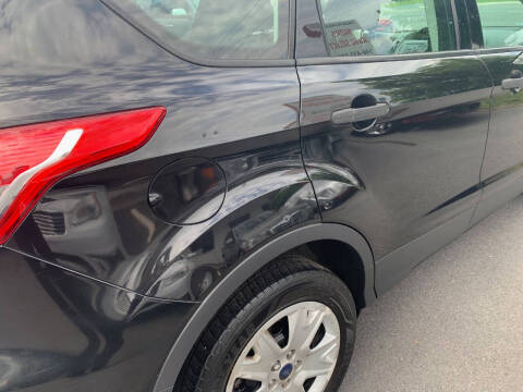 2014 Ford Escape S