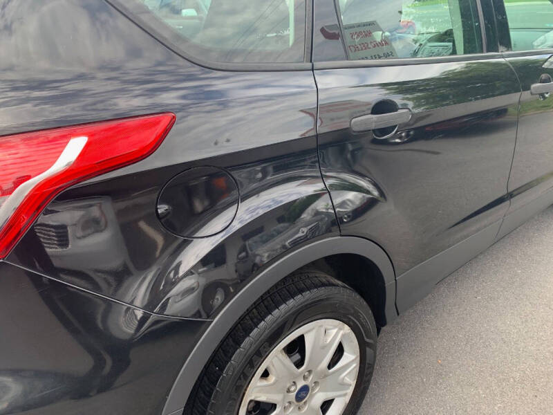 2014 Ford Escape S