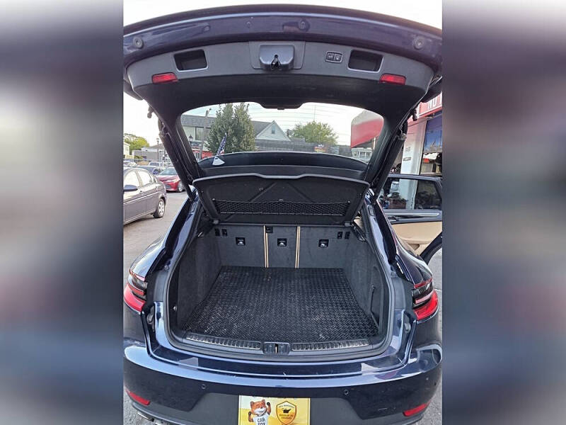 2018 Porsche Macan S