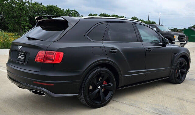 2018 Bentley Bentayga for sale at CAR MARKET AUTO GROUP in Sugar Land, TX