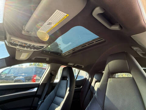 2012 Porsche Panamera