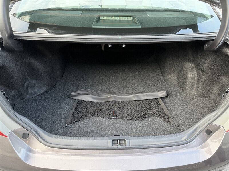 2016 Toyota Camry XLE