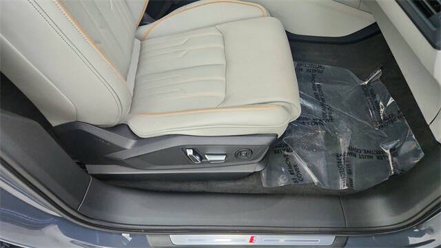 2024 Audi Q8 e-tron quattro Prestige