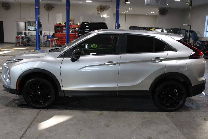 2023 Mitsubishi Eclipse Cross LE