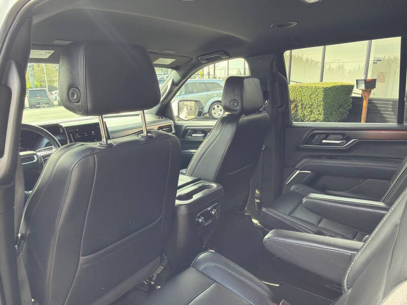 2025 GMC Yukon Denali