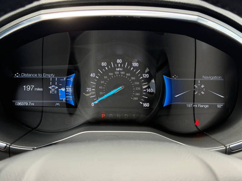 2021 Ford Edge Titanium