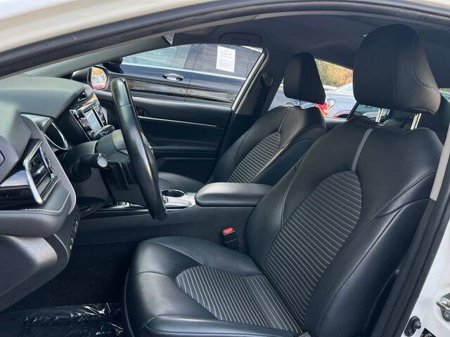 2019 Toyota Camry SE