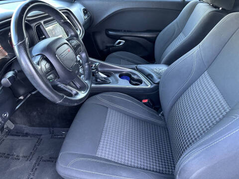 2018 Dodge Challenger SXT