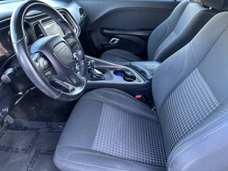 2018 Dodge Challenger SXT