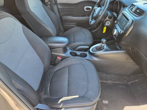 2019 Kia Soul +