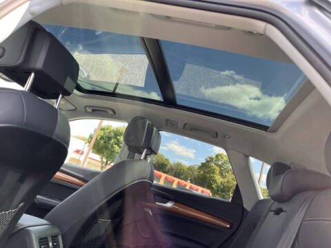 2023 Audi Q5 quattro Premium Plus 40 TFSI