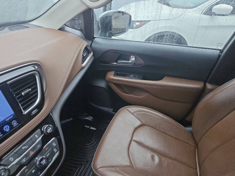 2017 Chrysler Pacifica Limited