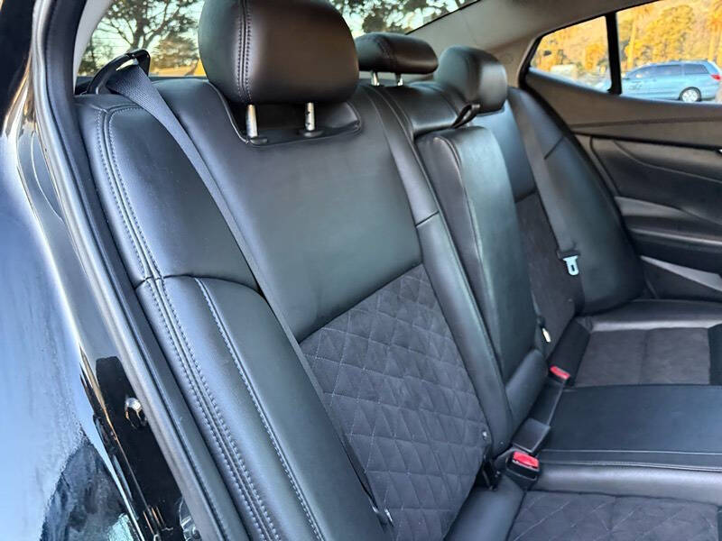 2017 Nissan Maxima 3.5 SR