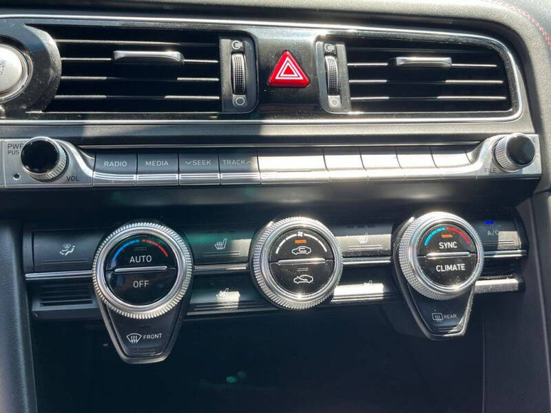 2019 Genesis G70