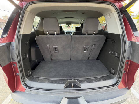 2017 GMC Acadia SLE-2