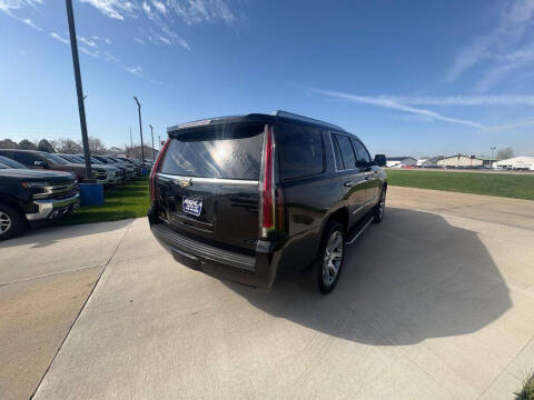 2015 Cadillac Escalade Luxury