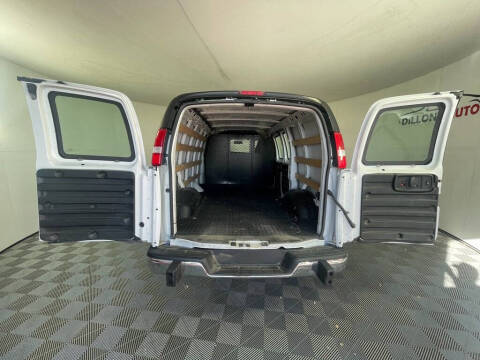 2023 GMC Savana 2500