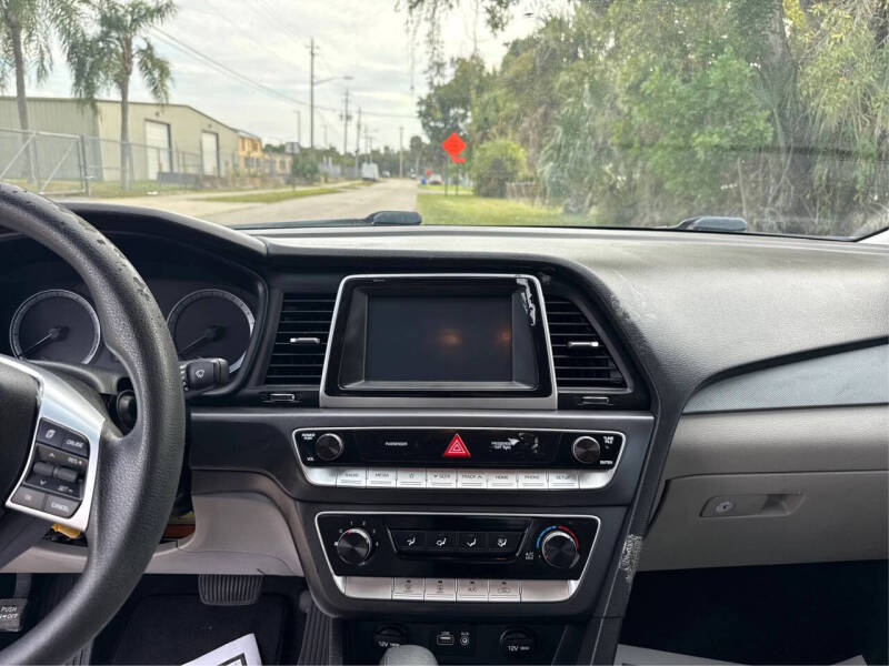 2019 Hyundai Sonata SE