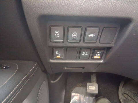 2018 Nissan Pathfinder Platinum