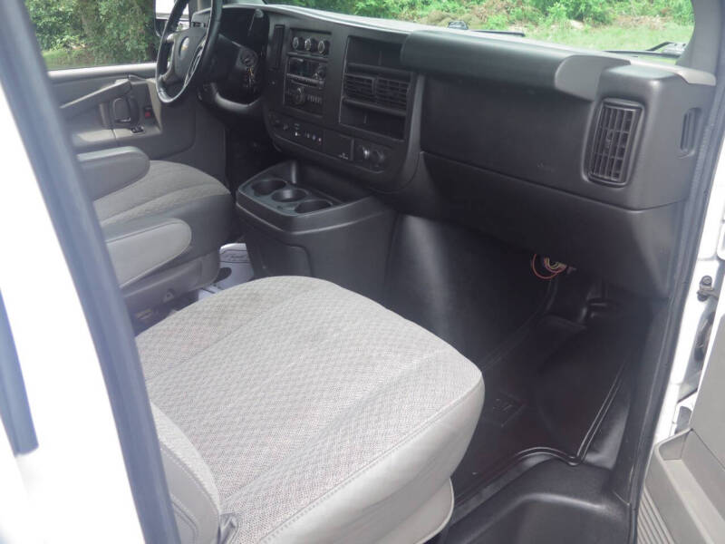 2016 Chevrolet Express LT 3500
