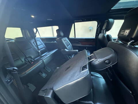 2018 Lincoln Navigator L Select