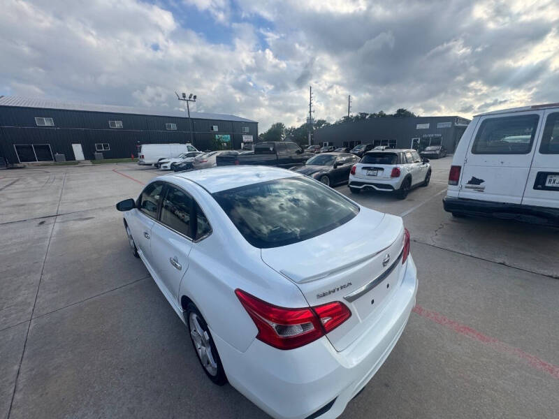 2016 Nissan Sentra SR