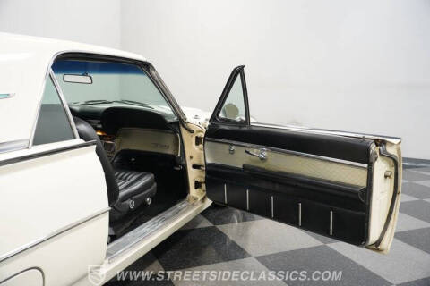 1962 Ford Thunderbird