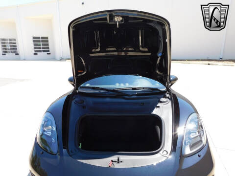 2021 Porsche 718 Boxster