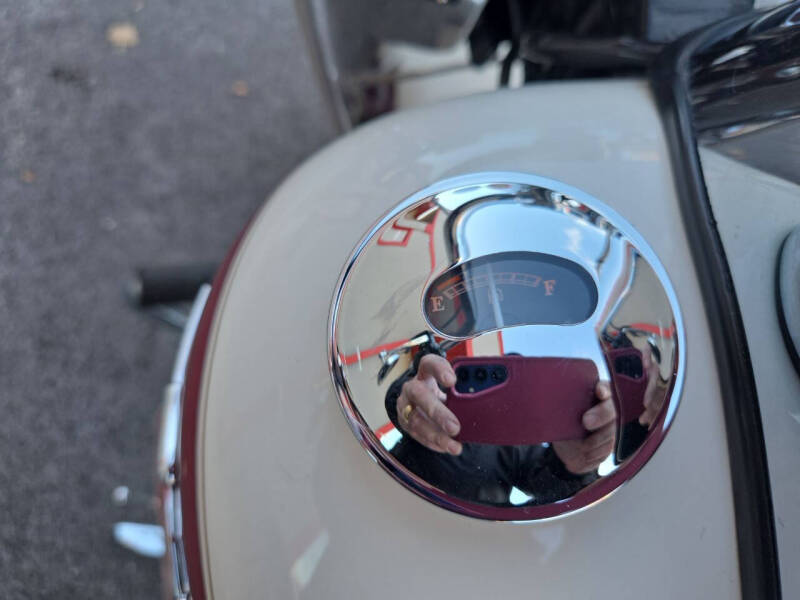 2012 Harley-Davidson Softail Deluxe