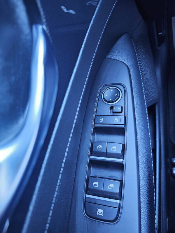 2022 Kia Forte GT Line