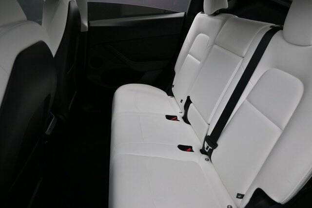 2025 Tesla Model Y Long Range