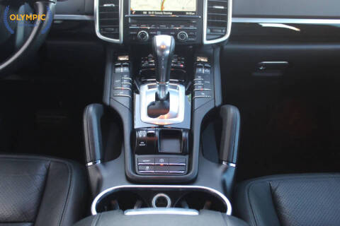 2014 Porsche Cayenne Platinum