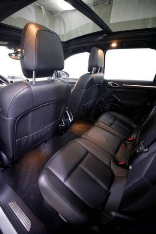 2014 Porsche Cayenne GTS