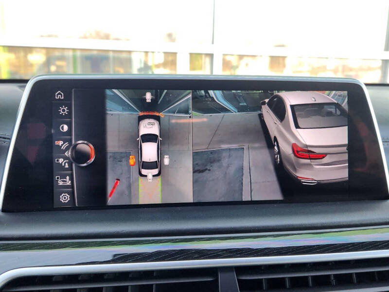 2018 BMW 7 Series 750i xDrive