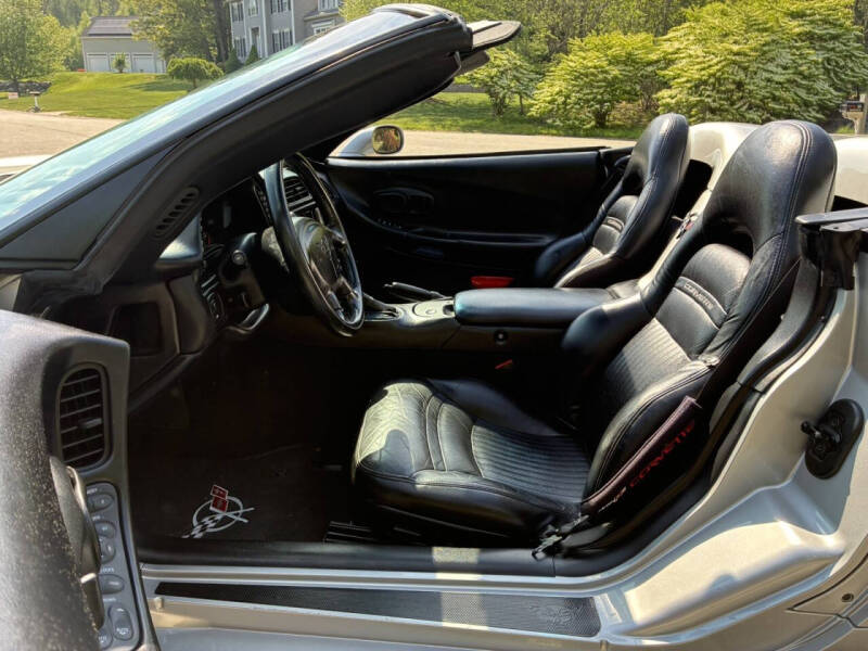 2004 Chevrolet Corvette