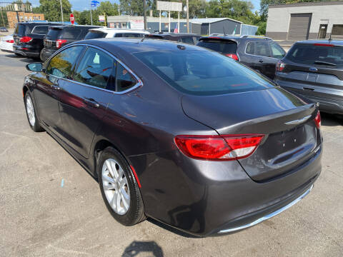 2015 Chrysler 200 Limited