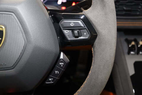 2023 Lamborghini Huracan Tecnica
