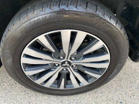 2020 Mitsubishi Outlander ES