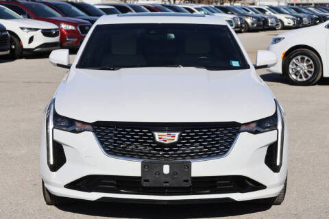 2024 Cadillac CT4 Luxury