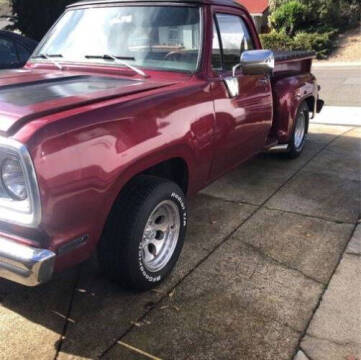 1976 Dodge D100 Pickup