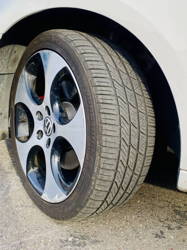 2012 Volkswagen GTI Base PZEV