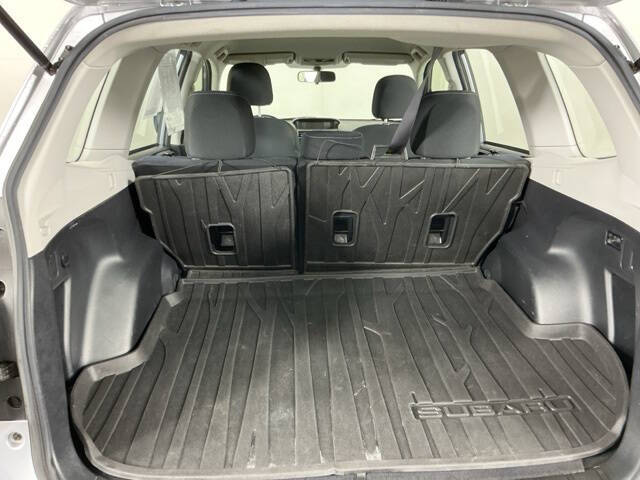 2016 Subaru Forester 2.5i