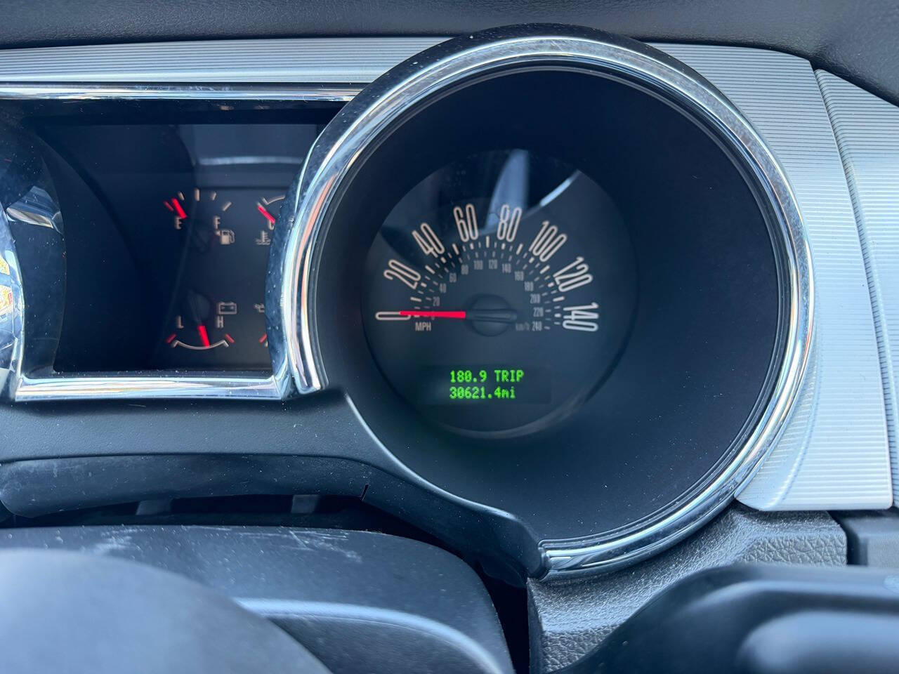 2005 Ford Mustang 6